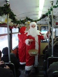 �wi�teczny tramwaj